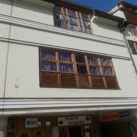 Retron Szinva-Lux Hotell Miskolc Exteriör bild