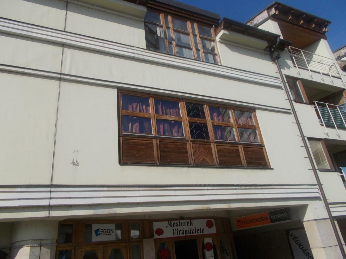 Retron Szinva-Lux Hotell Miskolc Exteriör bild