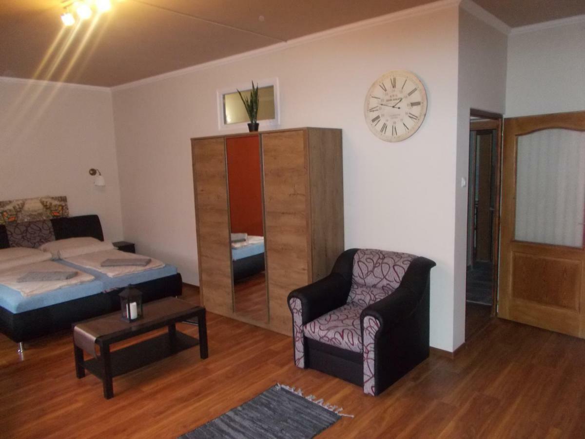 Retron Szinva-Lux Hotell Miskolc Exteriör bild